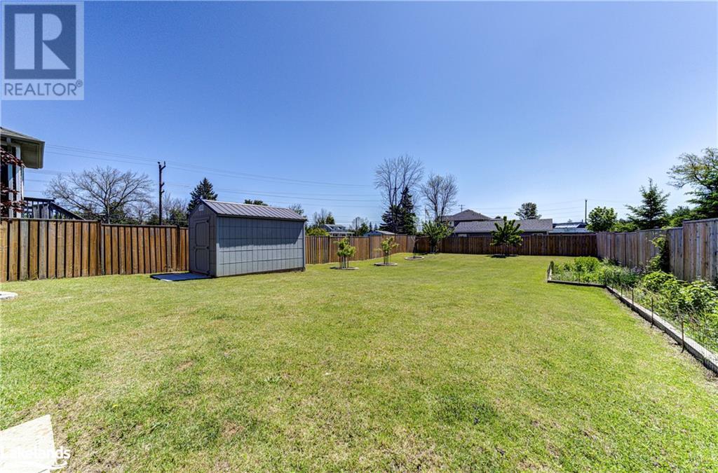 9 George Avenue, Wasaga Beach, Ontario  L9Z 2X9 - Photo 35 - 40593130