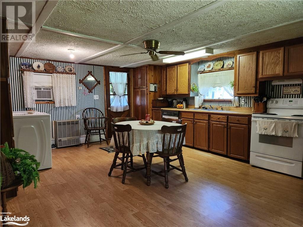 5741 Gelert Road, Dysart, Ontario  K0M 1S0 - Photo 6 - 40598499