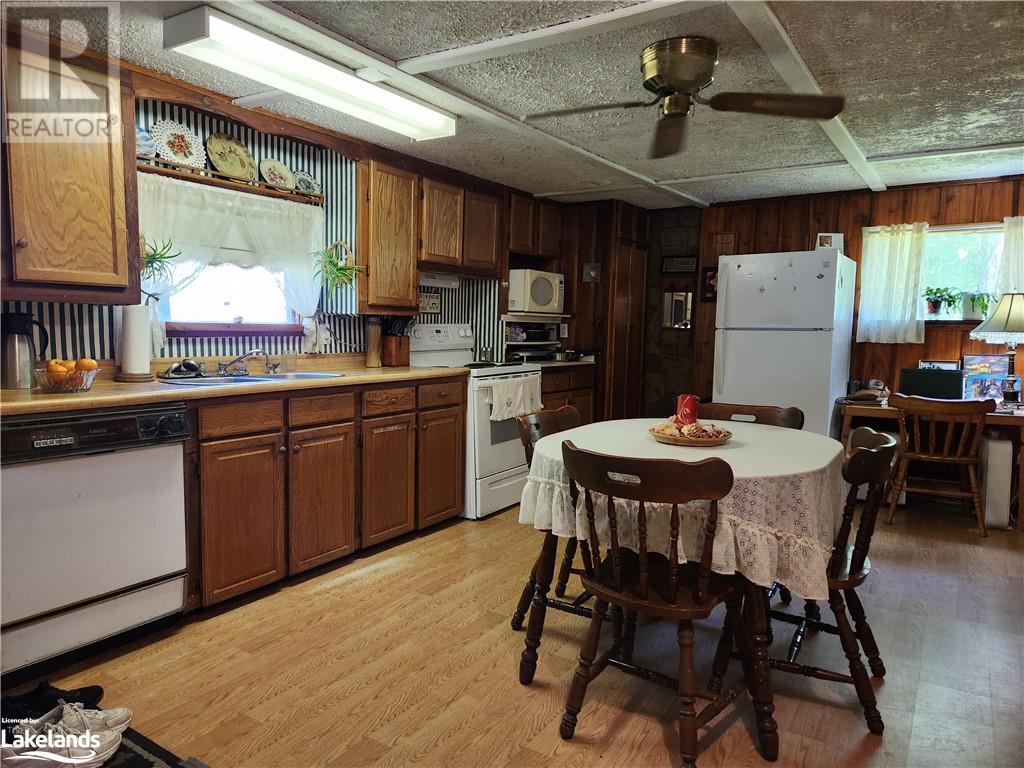 5741 Gelert Road, Dysart, Ontario  K0M 1S0 - Photo 8 - 40598499