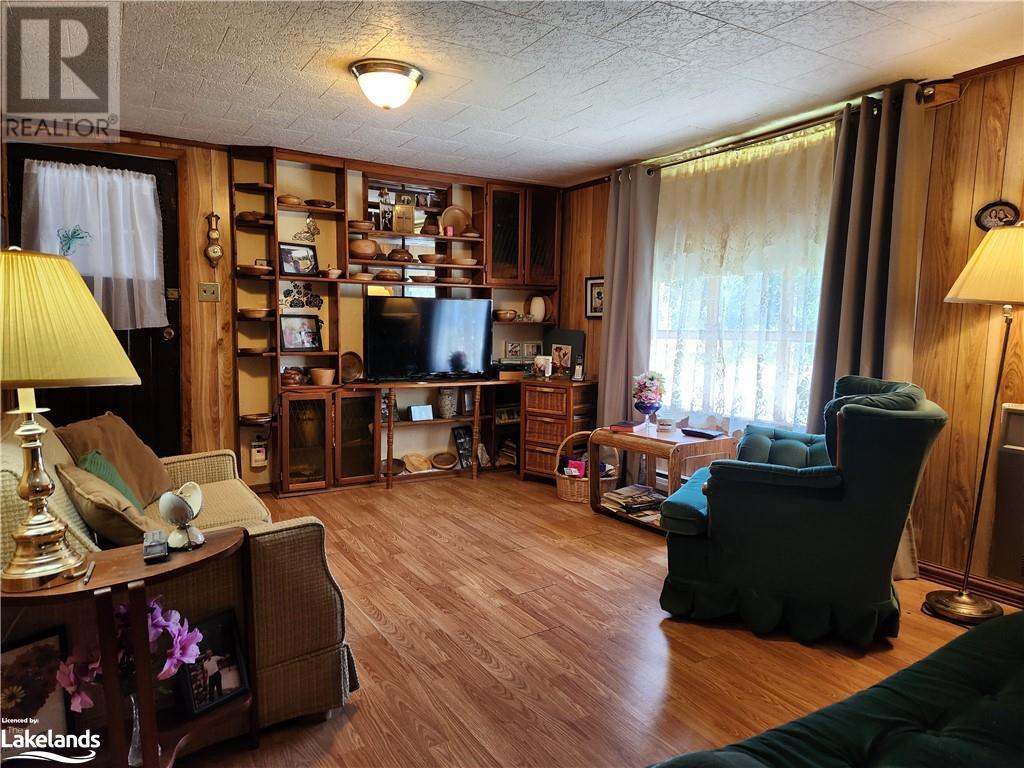 5741 Gelert Road, Dysart, Ontario  K0M 1S0 - Photo 11 - 40598499