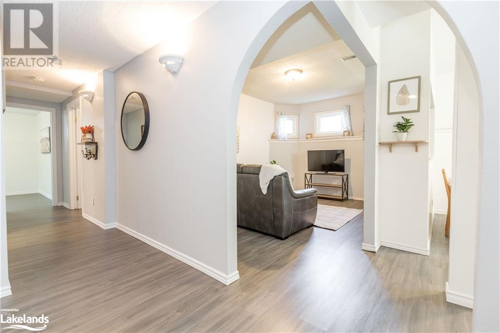 26 Silver Birch Avenue, Wasaga Beach, Ontario  L9Z 1M2 - Photo 29 - 40583689