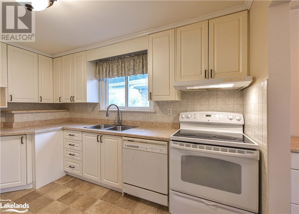 50 Highcroft Road, Barrie, Ontario  L4N 2X7 - Photo 17 - 40595768