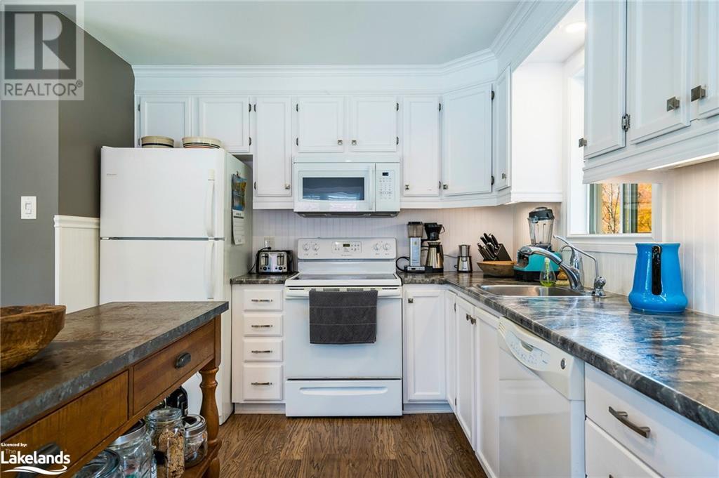 587317 9th Side Road, The Blue Mountains, Ontario  N0H 1J0 - Photo 16 - 40589012