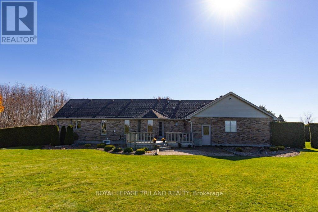 1104 Gladstone Drive, Thames Centre, Ontario  N0L 1B0 - Photo 17 - X8392678