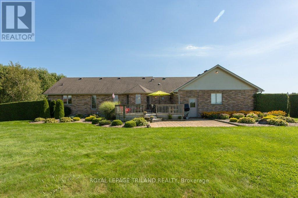 1104 Gladstone Drive, Thames Centre, Ontario  N0L 1B0 - Photo 22 - X8392678