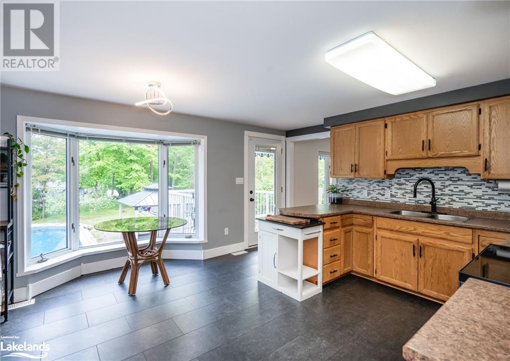 481 Trillium Street, Victoria Harbour, Ontario  L0K 2A0 - Photo 4 - 40598549