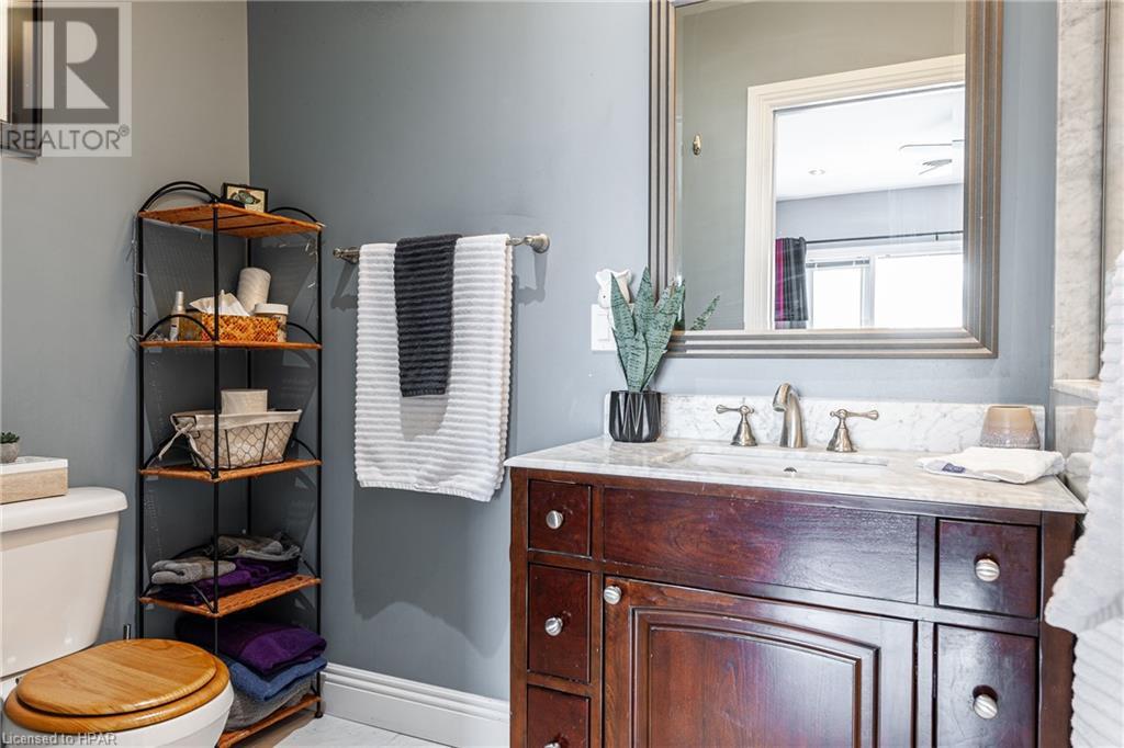 152 St Patrick Street, Stratford, Ontario  N5A 1A9 - Photo 23 - 40598136