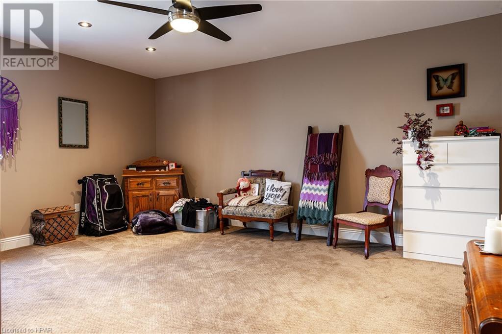 152 St Patrick Street, Stratford, Ontario  N5A 1A9 - Photo 24 - 40598136