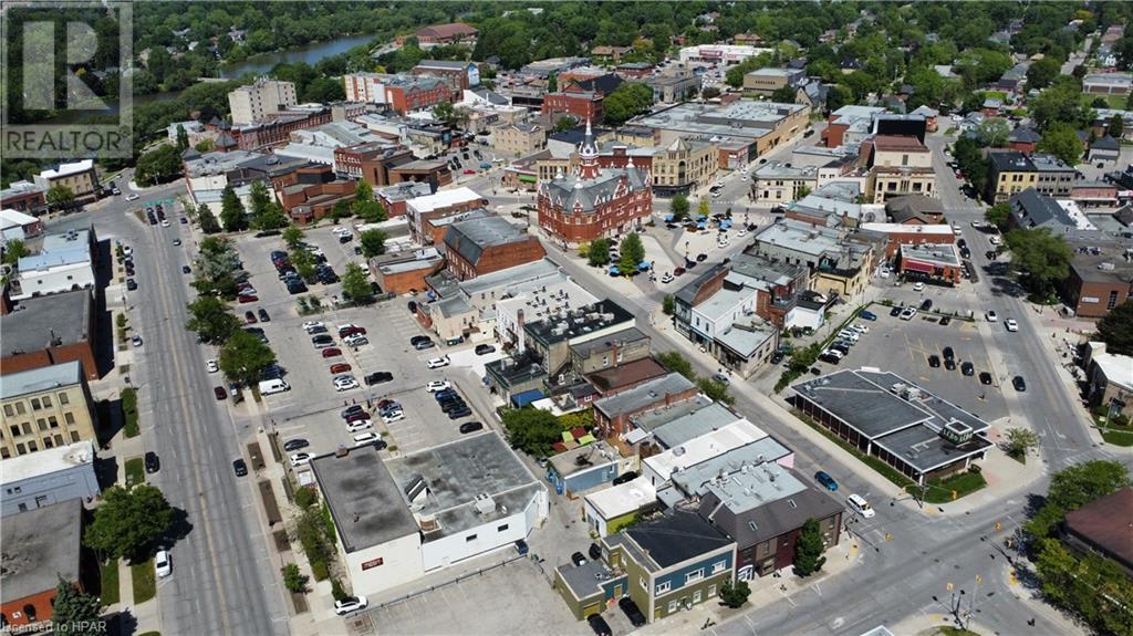 152 St Patrick Street, Stratford, Ontario  N5A 1A9 - Photo 6 - 40598136