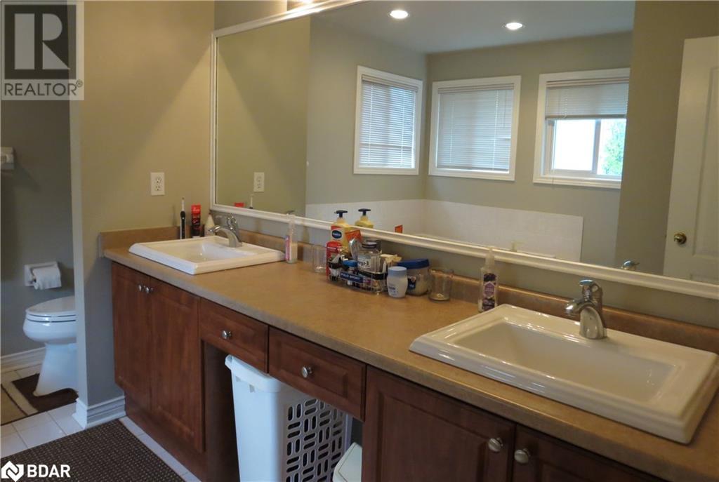 49 Cityview Circle, Barrie, Ontario  L4N 7V1 - Photo 17 - 40598709