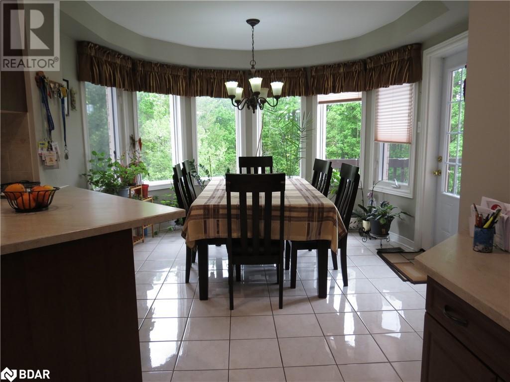 49 Cityview Circle, Barrie, Ontario  L4N 7V1 - Photo 9 - 40598709