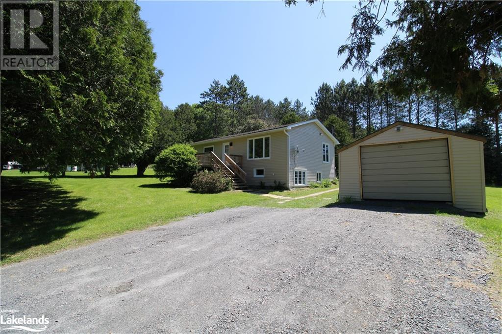 831 Old Muskoka Road, Utterson, Ontario  P0B 1M0 - Photo 3 - 40598020