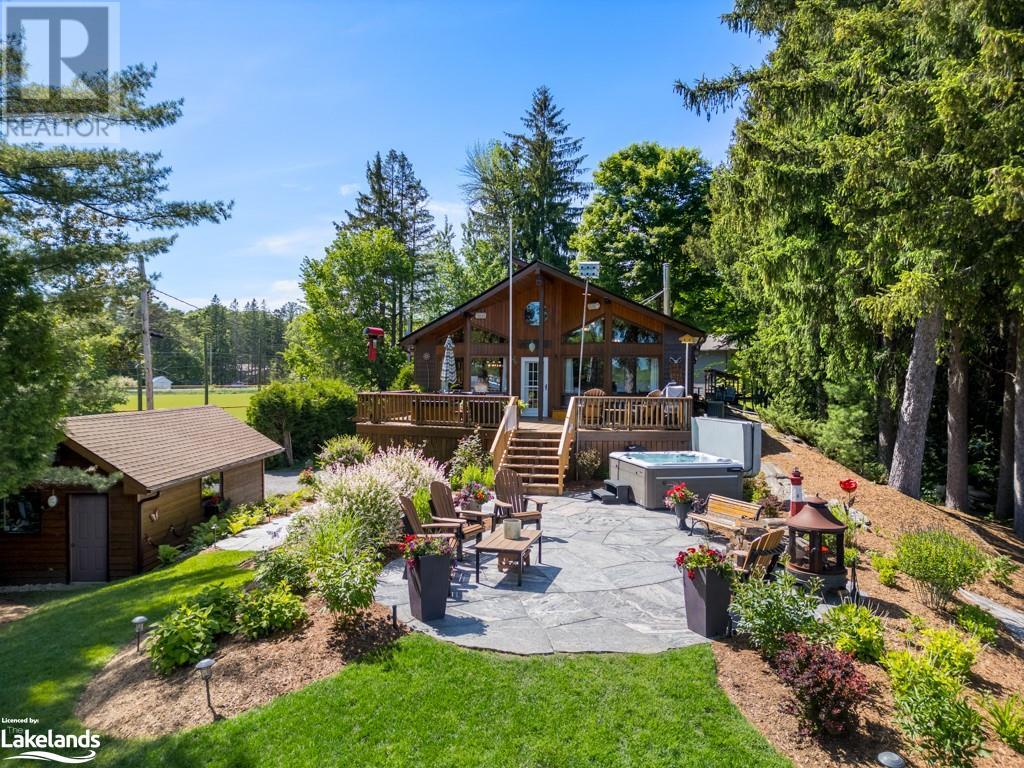 247 Wapaska Crescent, Gravenhurst, Ontario  P1P 1R2 - Photo 3 - 40592099