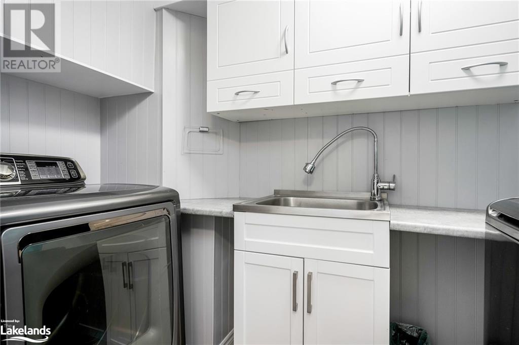 81 Pearl Street, Wasaga Beach, Ontario  L9Z 1J6 - Photo 28 - 40568132
