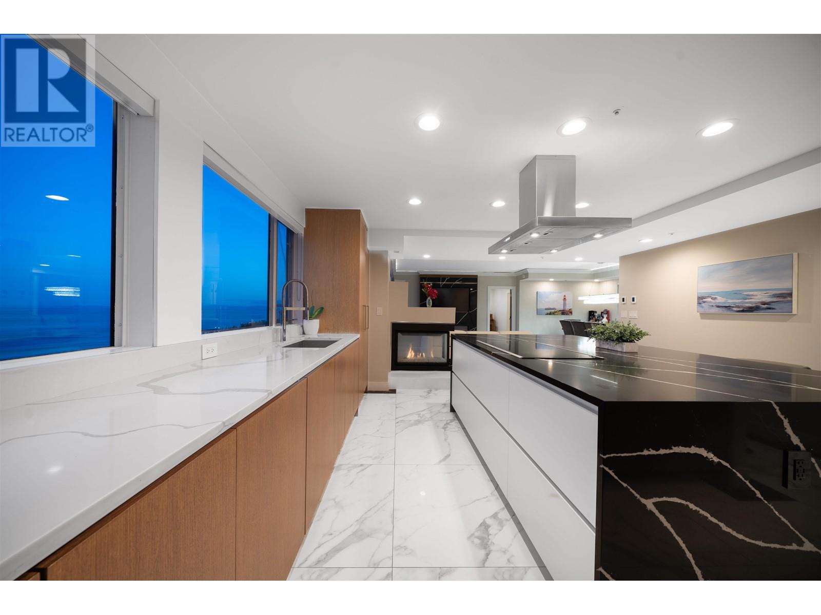 701 3105 Deer Ridge Drive, West Vancouver, British Columbia  V7S 4W1 - Photo 4 - R2889257