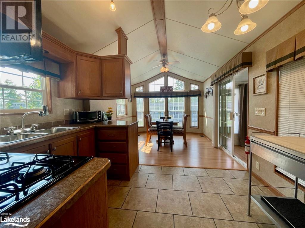 89 Madawaska Trail, Wasaga Beach, Ontario  L9Z 1X7 - Photo 8 - 40549956