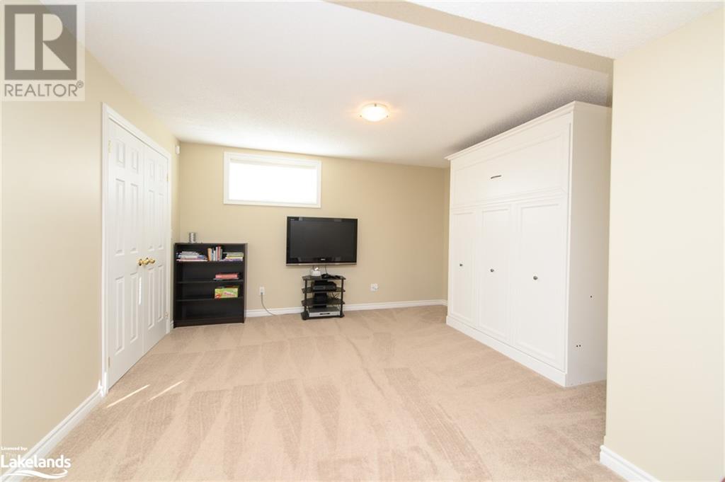 12 Surfside Crescent, Collingwood, Ontario  L9Y 4Z8 - Photo 17 - 40561607