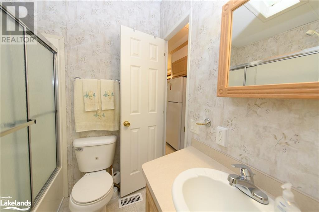 16 Huron Circle, Wasaga Beach, Ontario  L9Z 1X7 - Photo 15 - 40590278