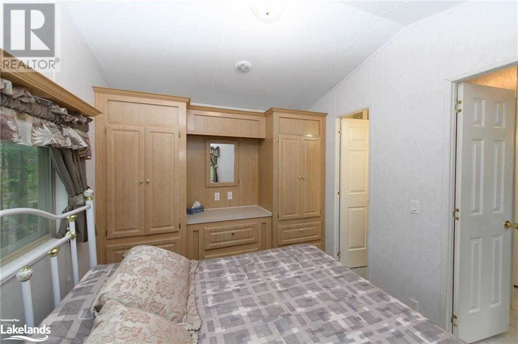 16 Huron Circle, Wasaga Beach, Ontario  L9Z 1X7 - Photo 14 - 40590278