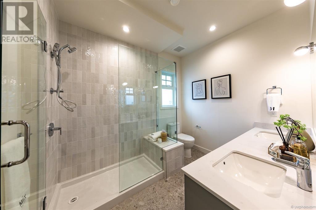Listing Picture 7 of 14 : 7 11671 CAMBIE ROAD, Richmond / 烈治文 - 魯藝地產 Yvonne Lu Group - MLS Medallion Club Member