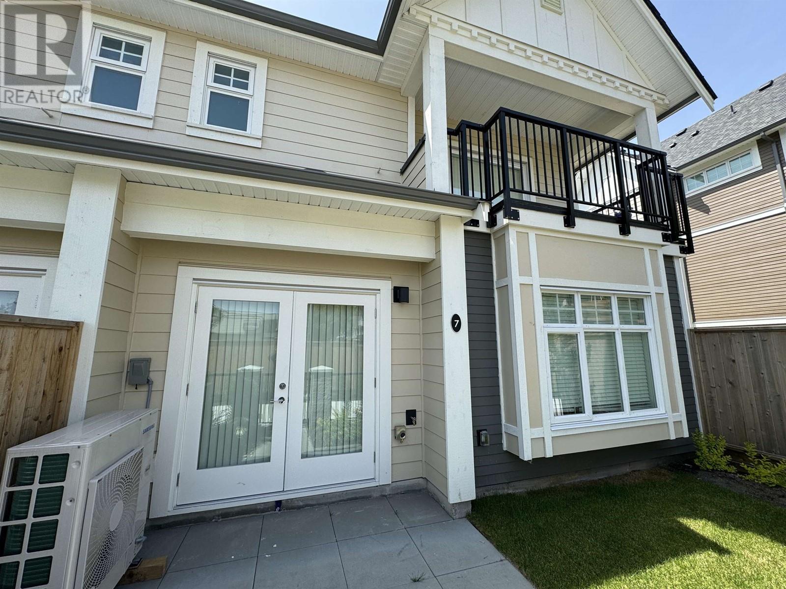 Listing Picture 11 of 14 : 7 11671 CAMBIE ROAD, Richmond / 烈治文 - 魯藝地產 Yvonne Lu Group - MLS Medallion Club Member