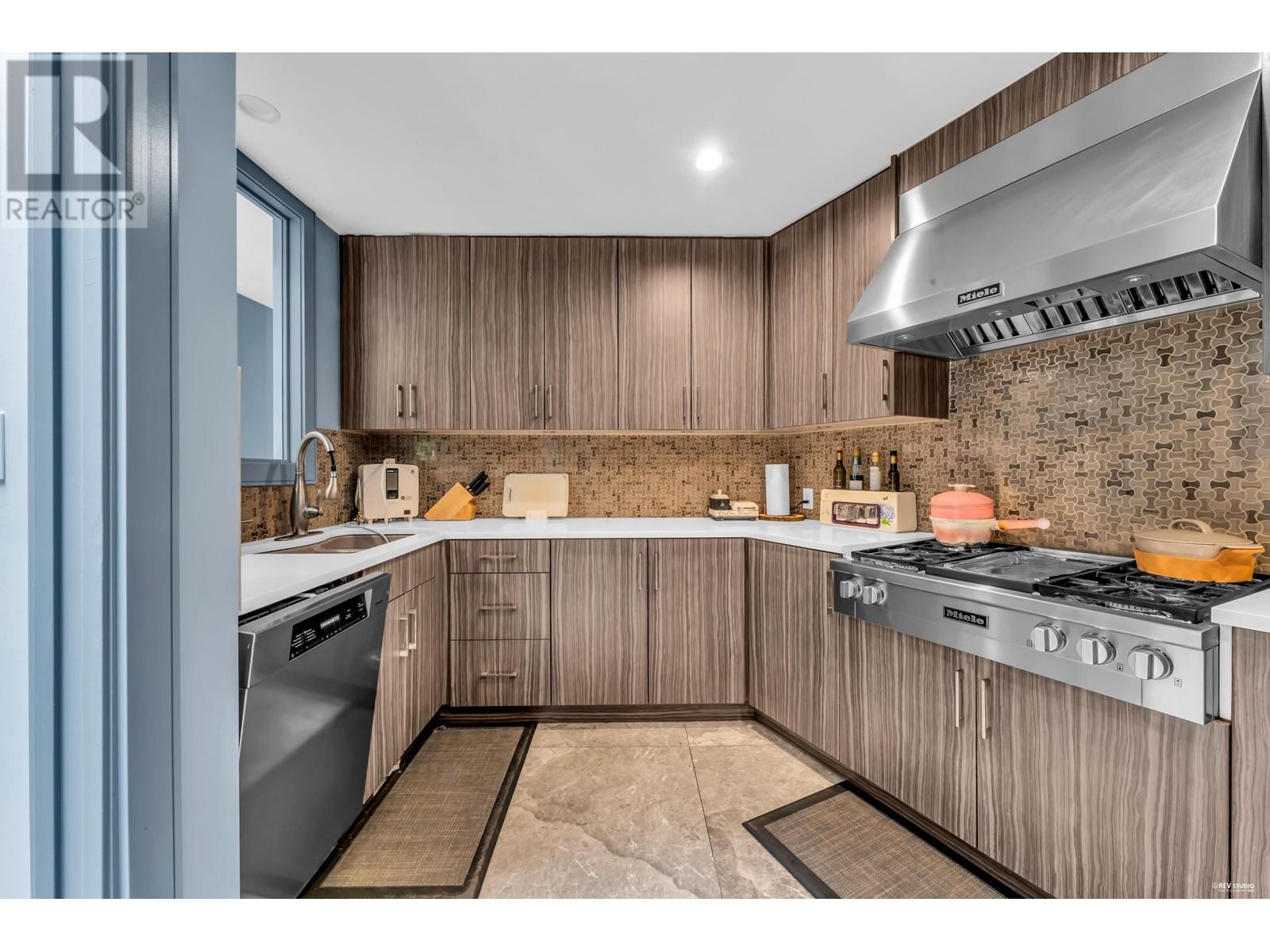 340 Southborough Drive, West Vancouver, British Columbia  V7S 1M1 - Photo 15 - R2887849