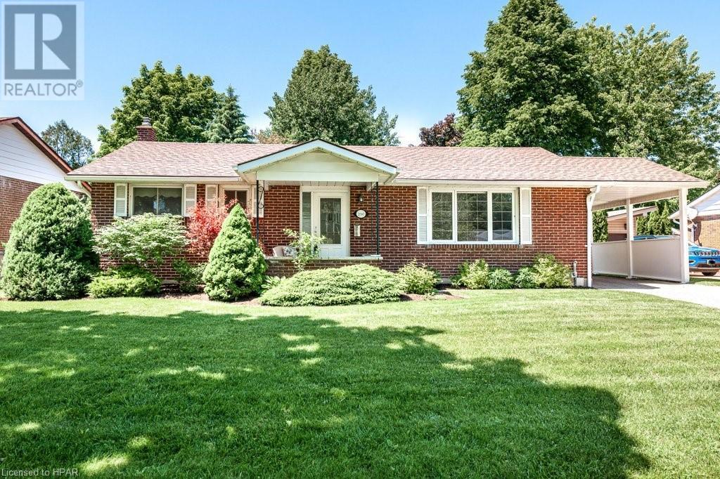 250 Glendon Road, Stratford, Ontario N5A 5B7 (26974890) Coldwell