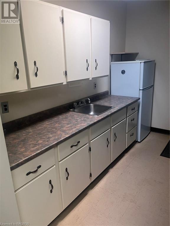 162 High Street, Saugeen Shores, Ontario  N0H 2L0 - Photo 5 - 40593286