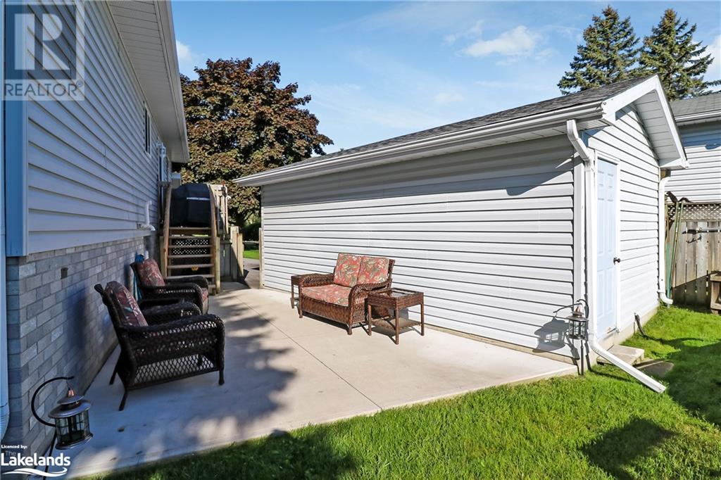 7 Myrtle Lynn Place, Wasaga Beach, Ontario  L9Z 1E2 - Photo 3 - 40598656