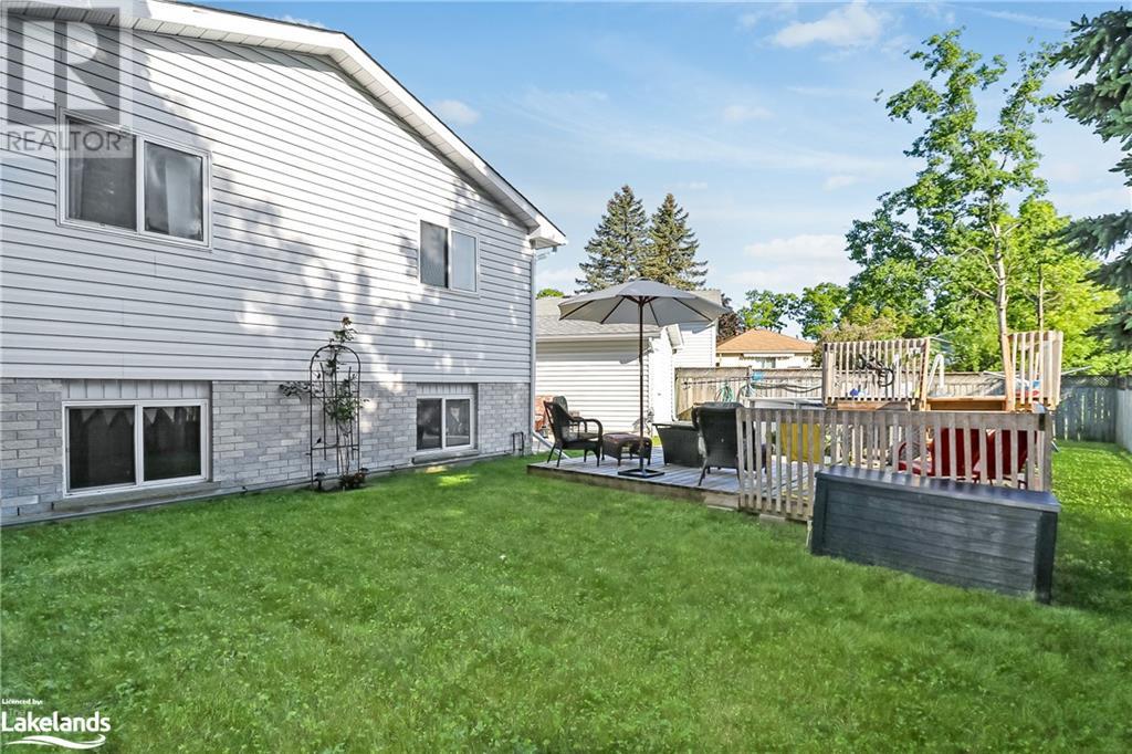 7 Myrtle Lynn Place, Wasaga Beach, Ontario  L9Z 1E2 - Photo 32 - 40598656
