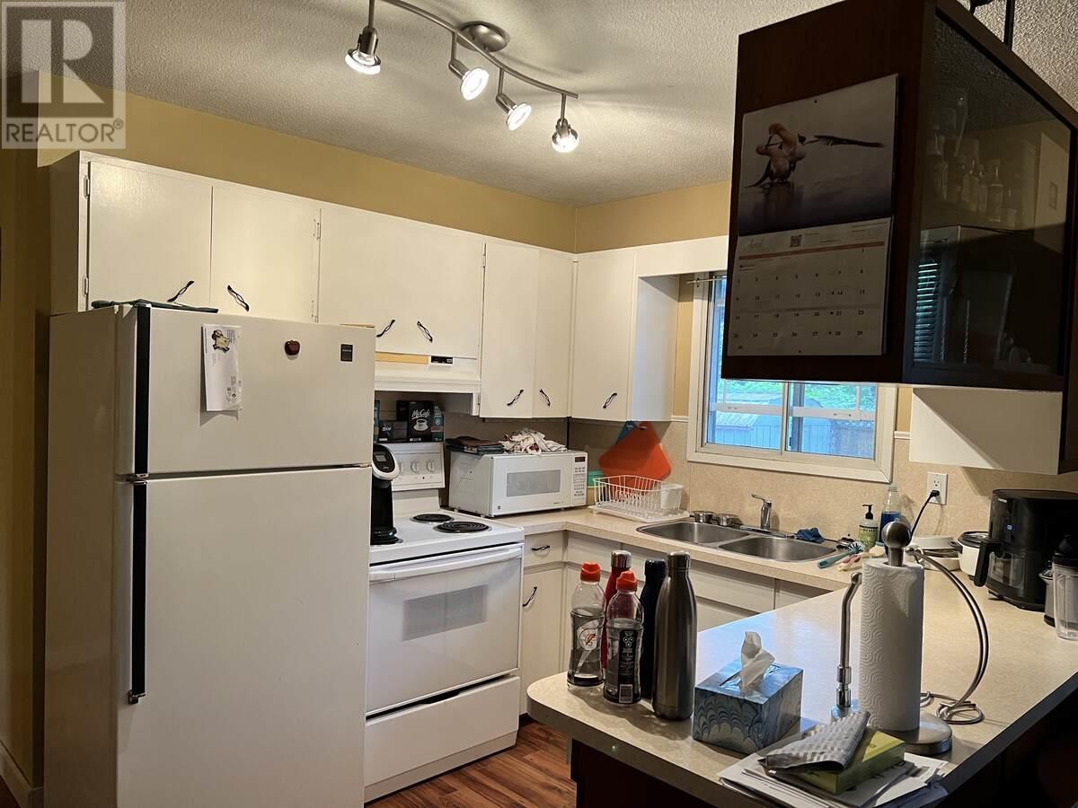 864 Lawson Avenue, Kelowna, British Columbia  V1Y 6S8 - Photo 22 - 10315681