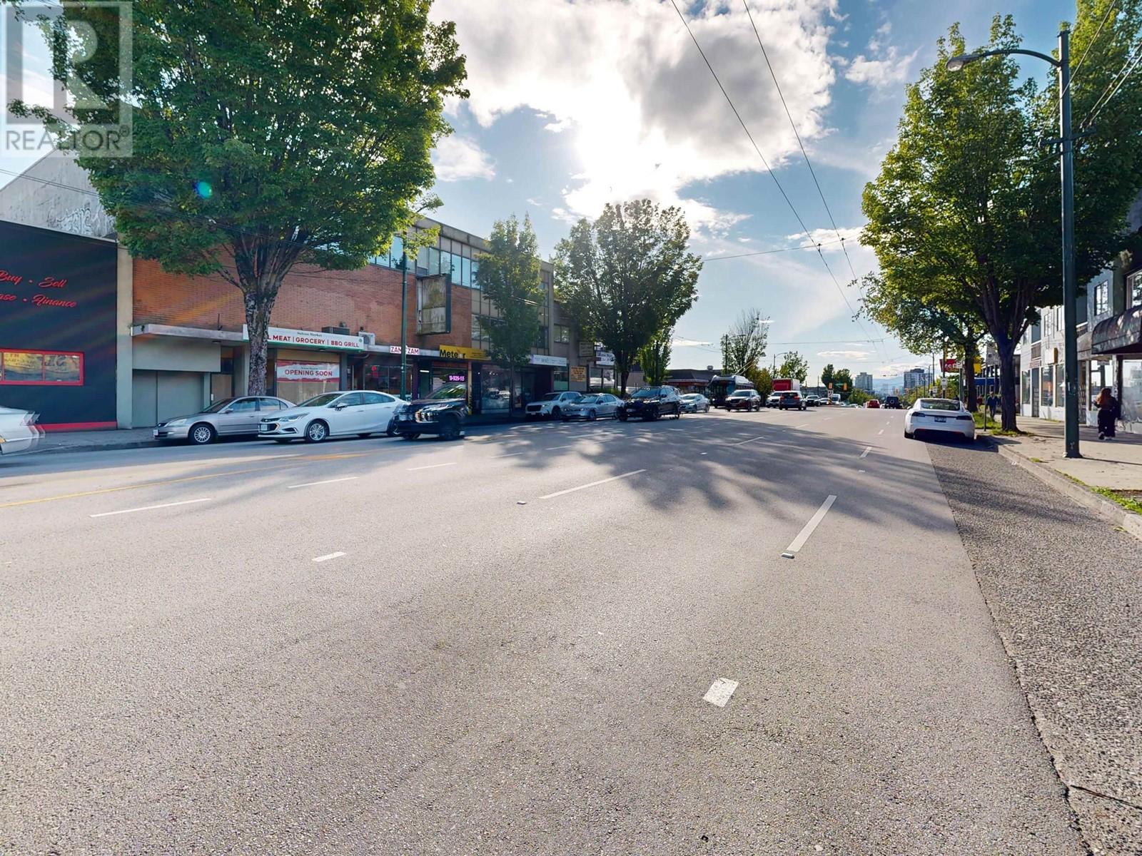Listing Picture 15 of 20 : 2117 2121 KINGSWAY, Vancouver / 溫哥華 - 魯藝地產 Yvonne Lu Group - MLS Medallion Club Member