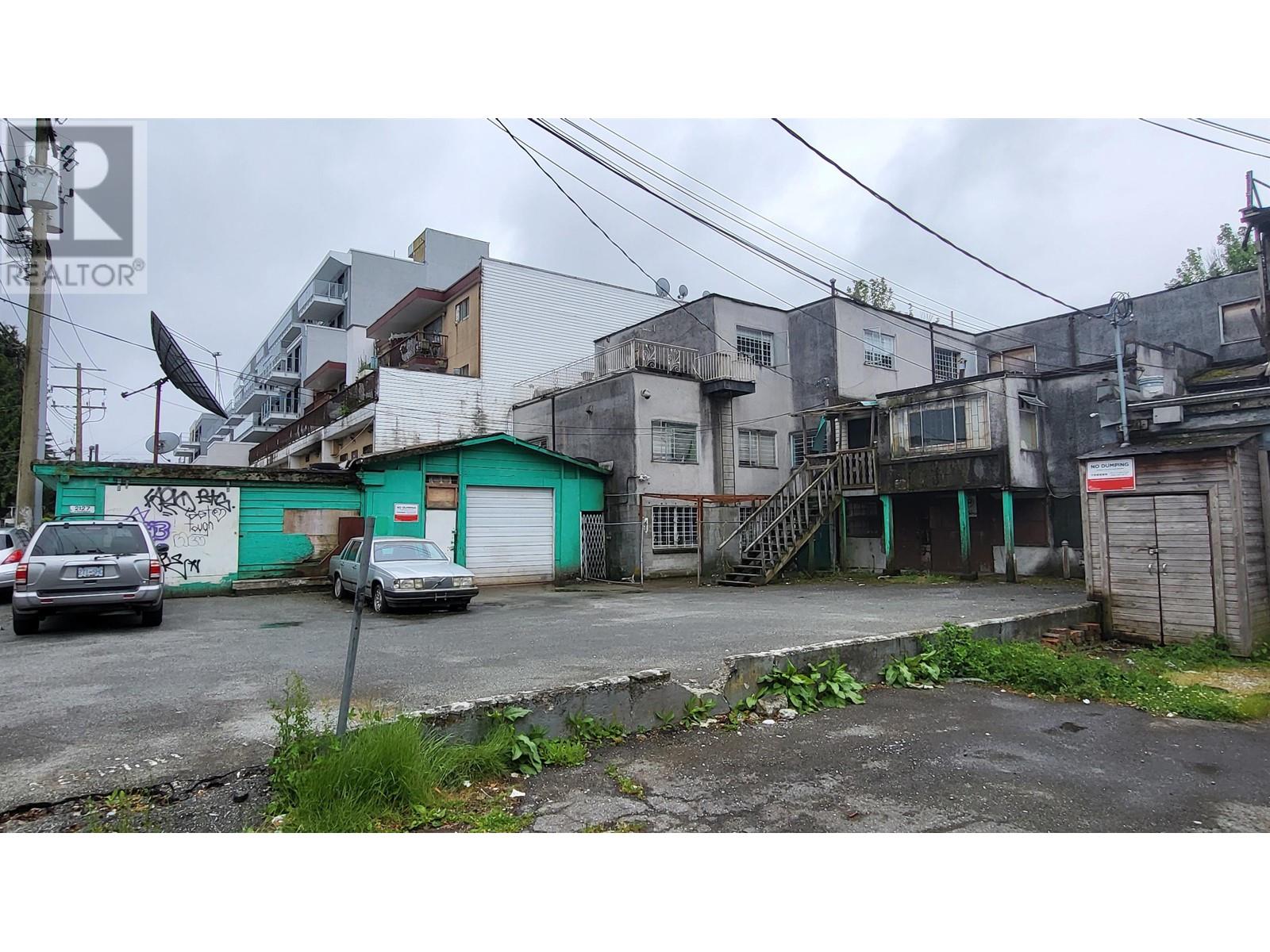 Listing Picture 3 of 20 : 2117 2121 KINGSWAY, Vancouver / 溫哥華 - 魯藝地產 Yvonne Lu Group - MLS Medallion Club Member