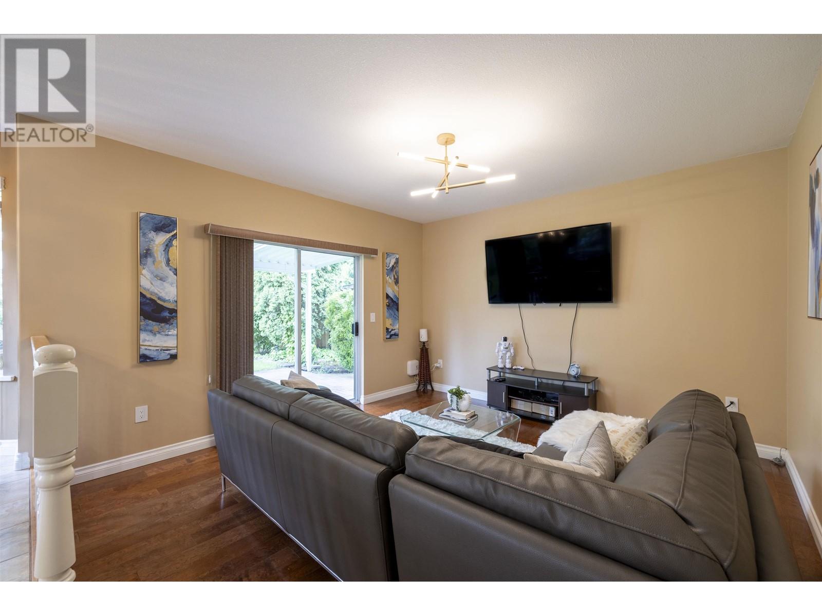 20266 123 Avenue, Maple Ridge, British Columbia  V2X 4A5 - Photo 15 - R2888984