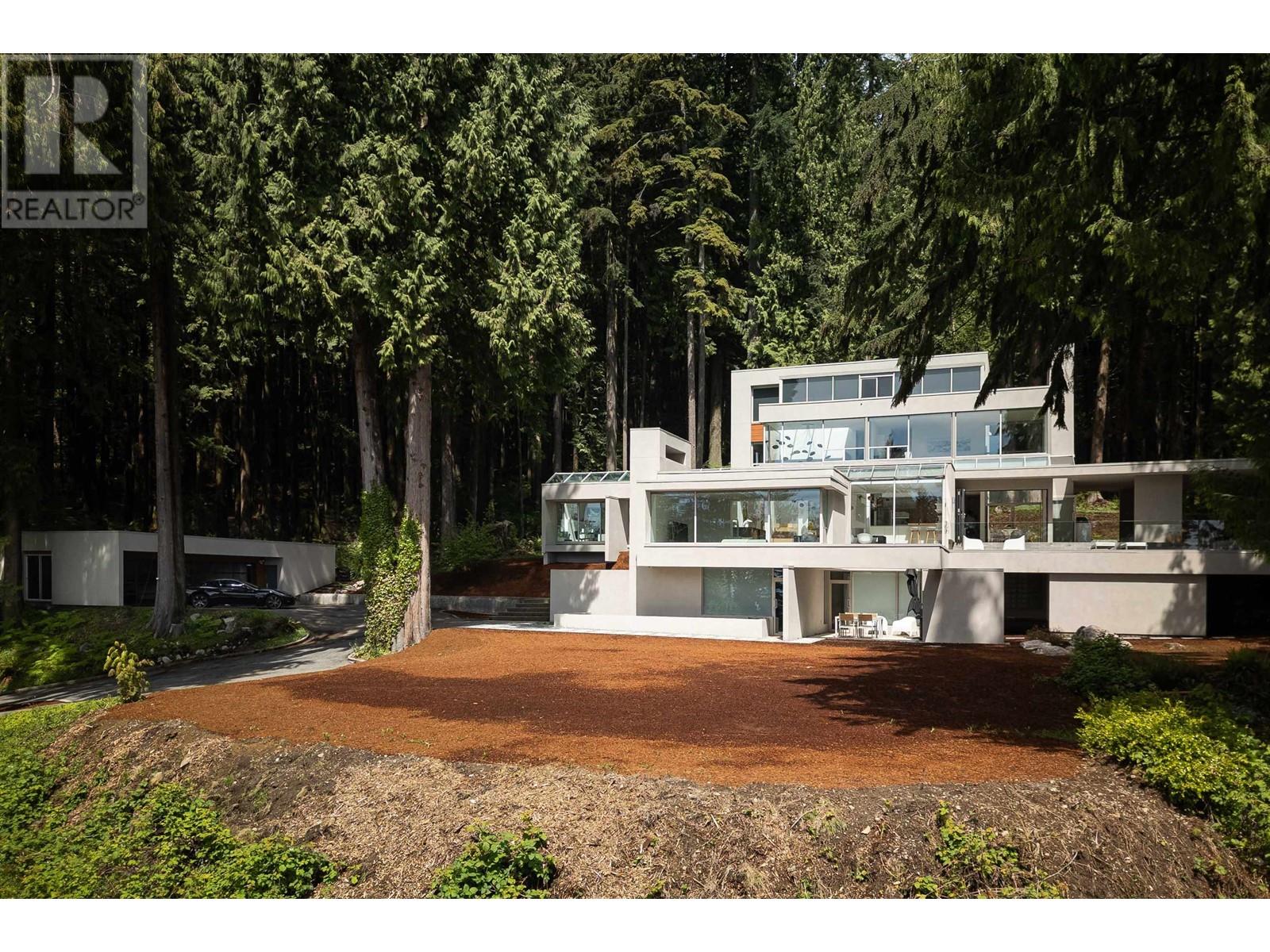 4350 St. Marys Avenue, North Vancouver, British Columbia  V7N 1Y7 - Photo 6 - R2888581