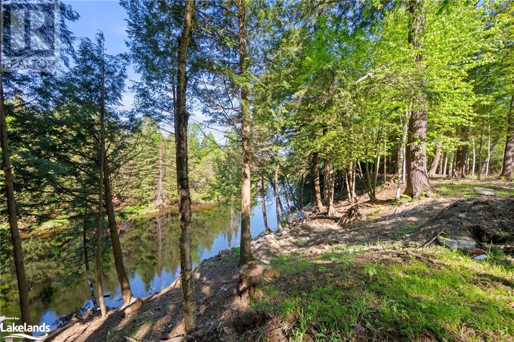 1042 Suburban Court, West Guilford, Ontario  K0M 2K0 - Photo 12 - 40598826