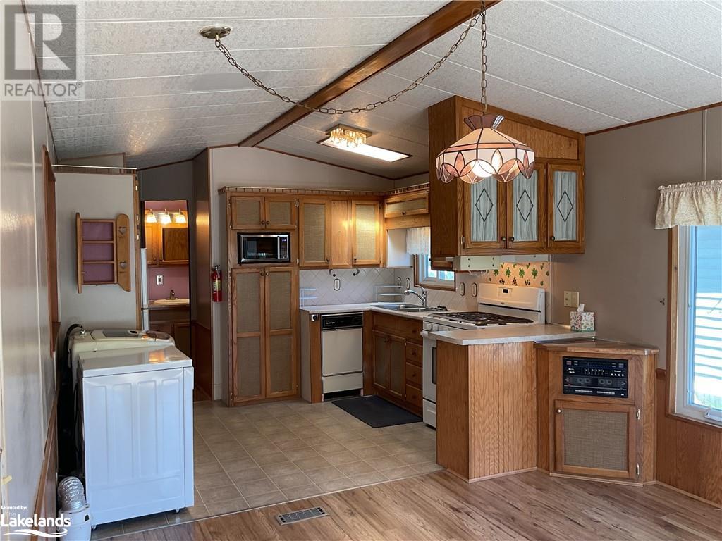 1007 Racoon Road Unit# 70, Gravenhurst, Ontario  P1P 0C9 - Photo 5 - 40598813