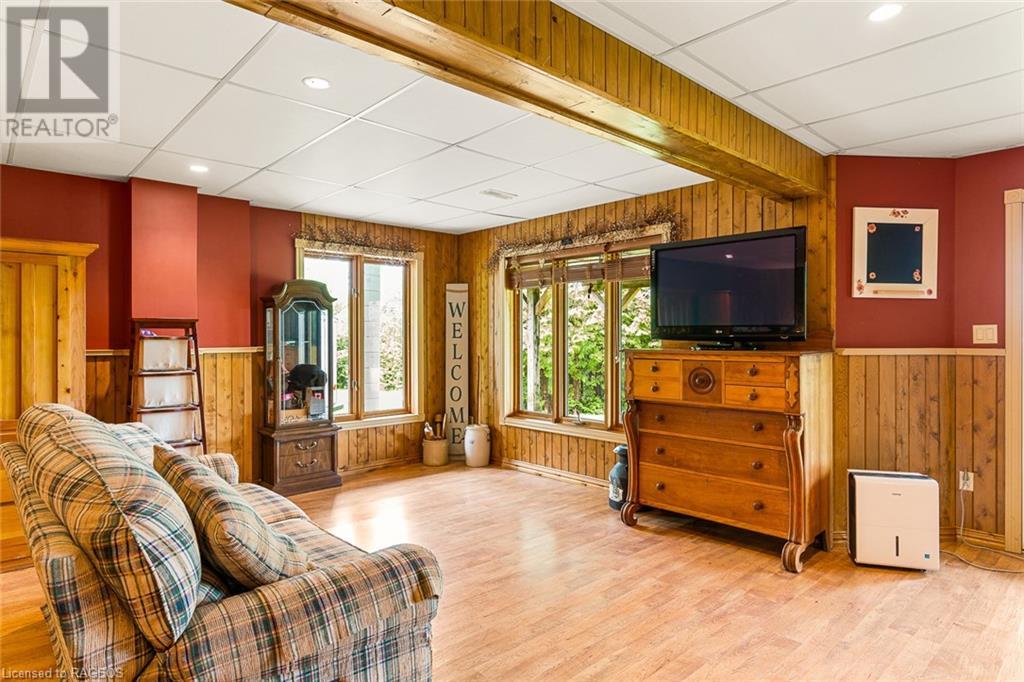 501413 Grey Road 1, Georgian Bluffs, Ontario N0H 2T0 - Photo 29 - 40597386