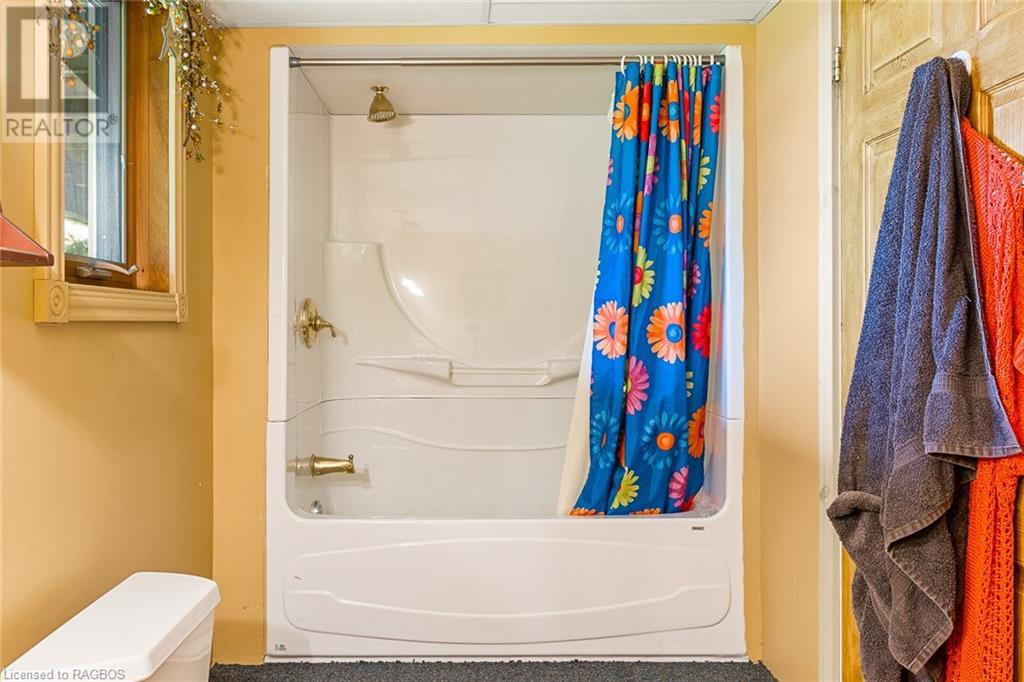 501413 Grey Road 1, Georgian Bluffs, Ontario N0H 2T0 - Photo 32 - 40597386