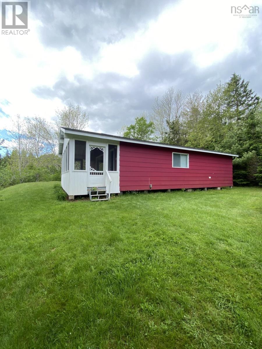 19 Brown's Place, West Lochaber, West Lochaber, Nova Scotia  B2G 2L3 - Photo 3 - 202412408