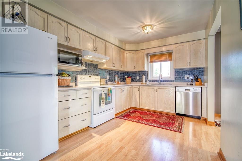 17 Reid Crescent, Collingwood, Ontario  L9Y 4J9 - Photo 12 - 40591770