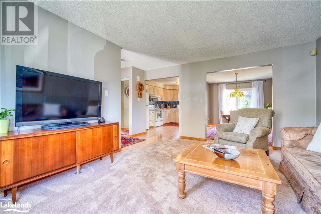 17 Reid Crescent, Collingwood, Ontario  L9Y 4J9 - Photo 6 - 40591770