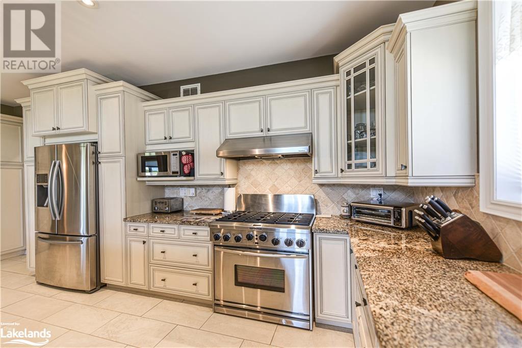 1273 Hawk Ridge Crescent, Severn, Ontario  L3V 0Y6 - Photo 11 - 40596012