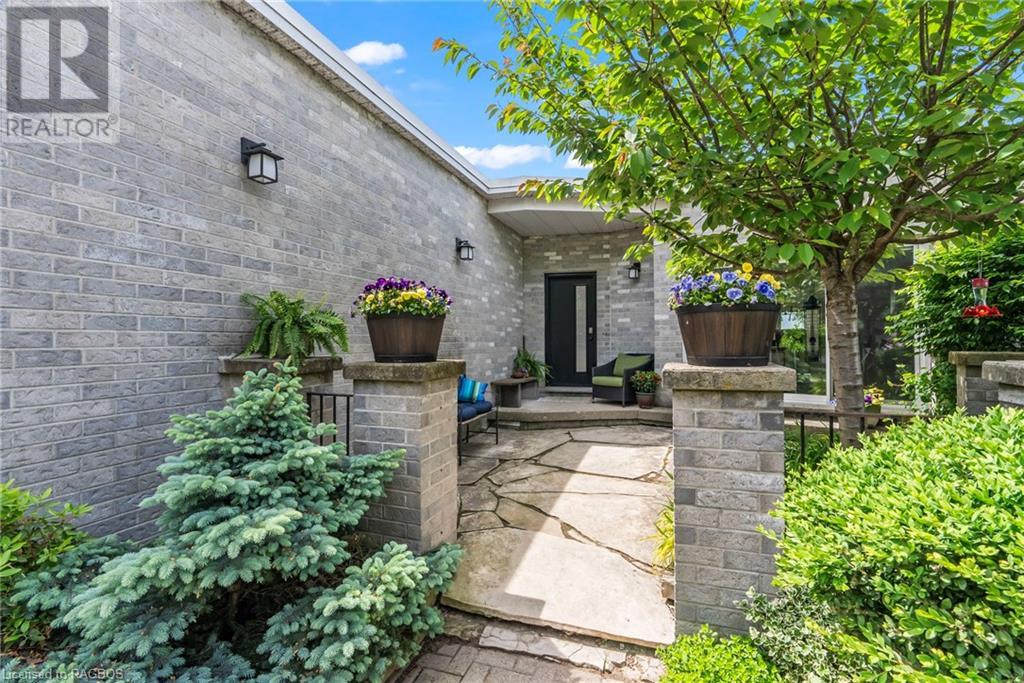 970 Saugeen Street, Kincardine, Ontario N2Z 1A7 (26978003) Port Elgin Real Estate Listings