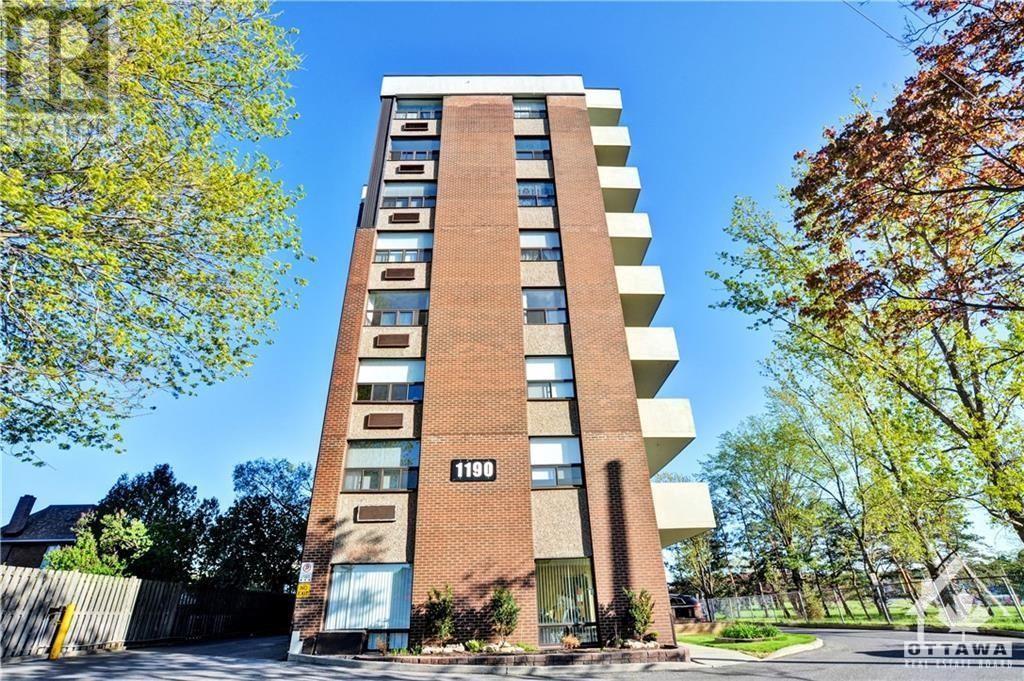 1190 Richmond Road Unit#703, Ottawa, Ontario  K2B 8J3 - Photo 1 - 1394945