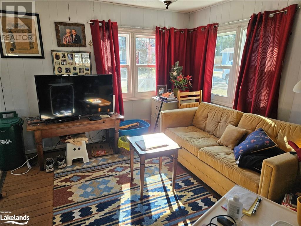 34 67th Street N, Wasaga Beach, Ontario  L9Z 1T8 - Photo 13 - 40569275