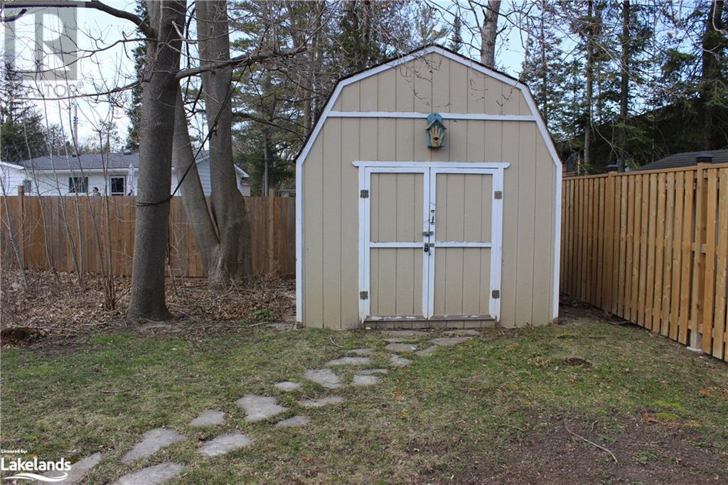 34 67th Street N, Wasaga Beach, Ontario  L9Z 1T8 - Photo 6 - 40569275