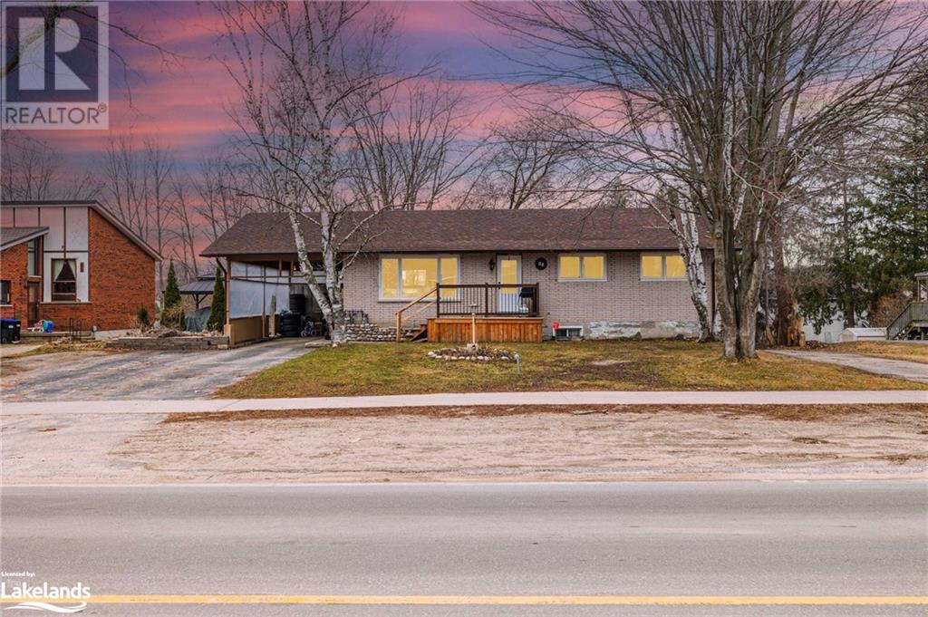 88 Fox Street, Penetanguishene, Ontario  L9M 1C8 - Photo 4 - 40590387