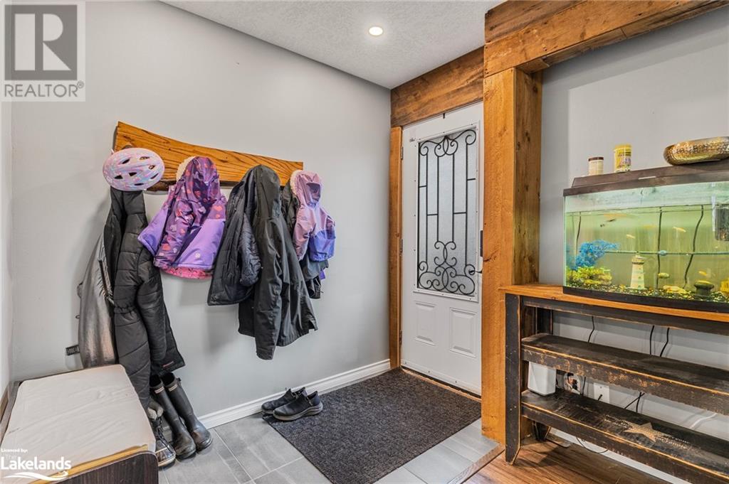 88 Fox Street, Penetanguishene, Ontario  L9M 1C8 - Photo 6 - 40599284