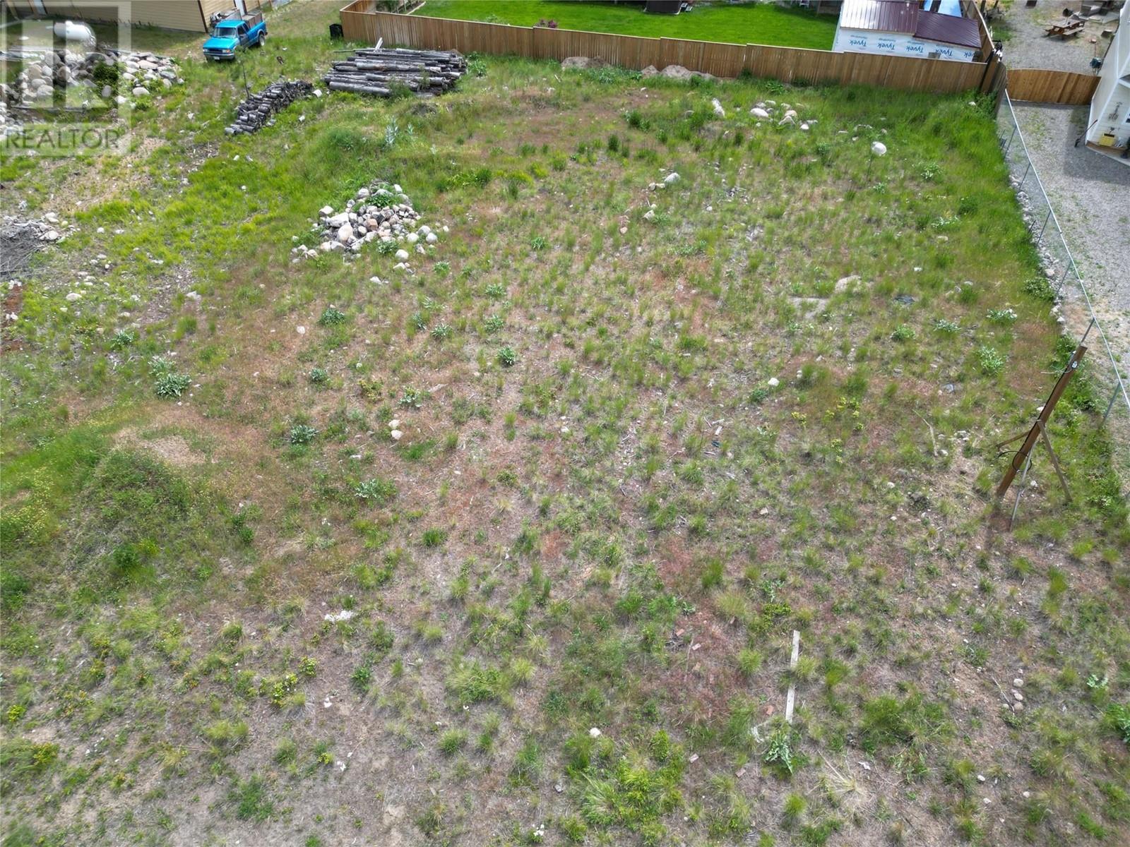 Property at 701 Fairbridge Road image 2